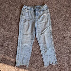 American Eagle 90s Boyfriend Jeans